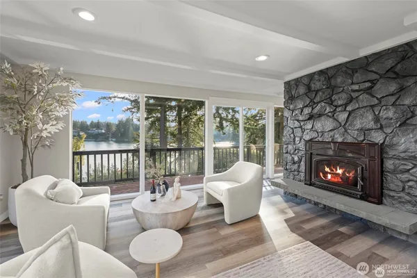 $2,490,000 | 2804 179th Avenue East, Lake Tapps, WA 98391