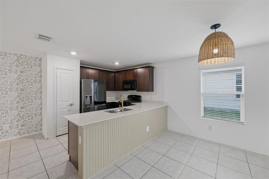 312 Ranchito Pass Haslet, TX 76052 - Photo 5 of 31
