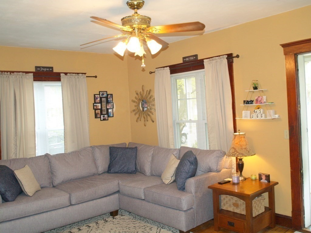 1-3 Brentham Road North Billerica, MA 01862 - Photo 4 of 42
