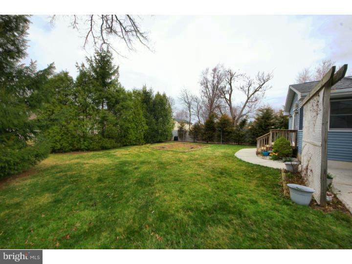 10 Shellflower Lane Hamilton, NJ 08690 - Photo 22 of 23 View in Back