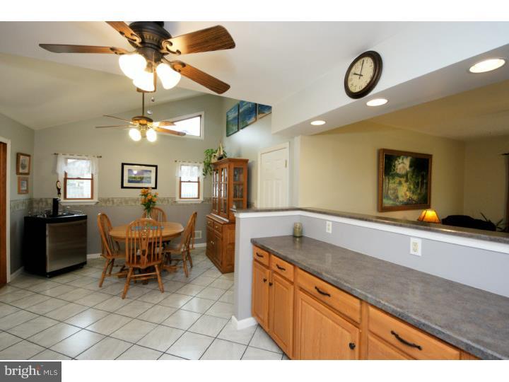10 Shellflower Lane Hamilton, NJ 08690 - Photo 8 of 23 Kitchen
