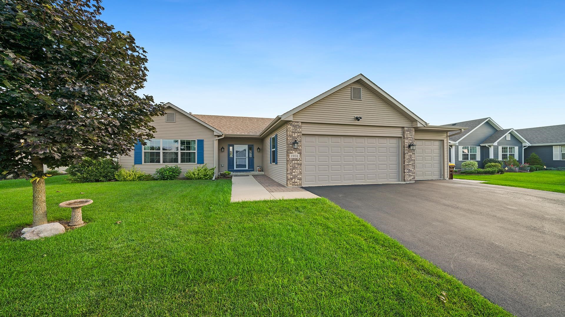 1931 Sawyer Road Belvidere, IL 61008 - Photo 1 of 36 Gallery Image 1
