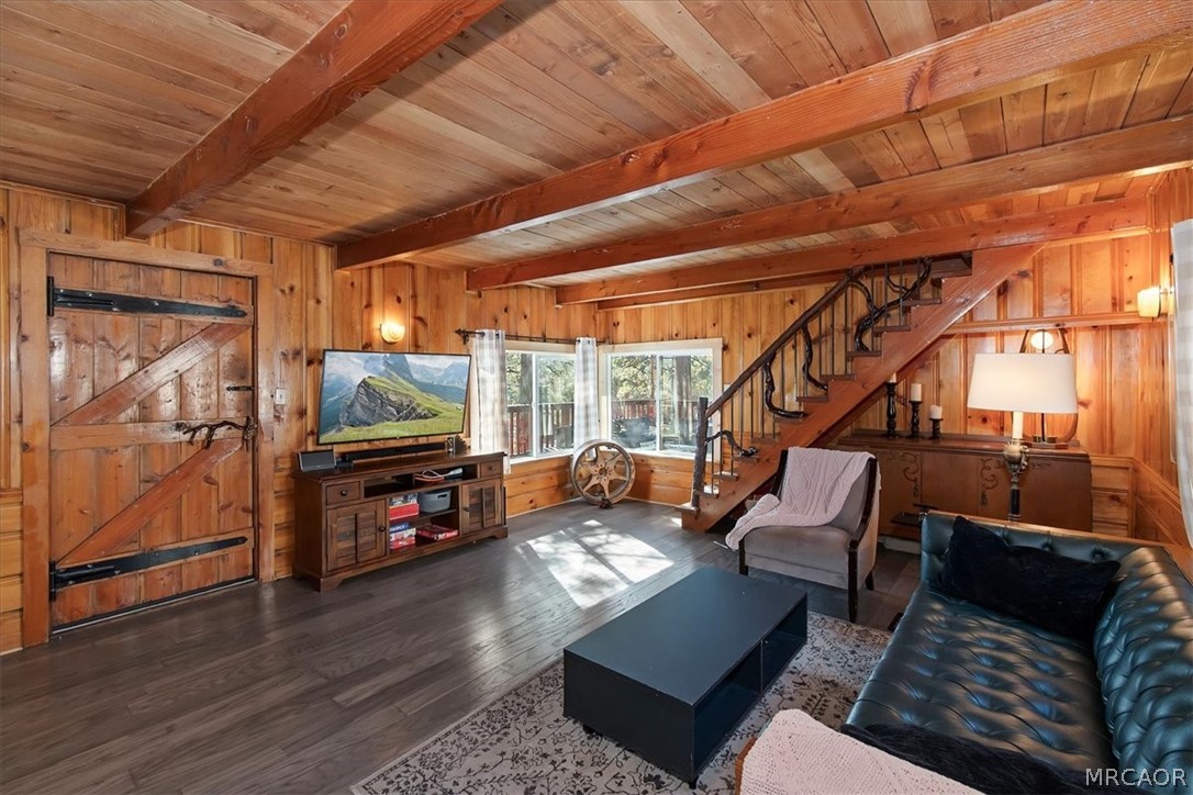 294 Edgemoor Road Big Bear Lake, CA 92315 - Photo 6 of 50