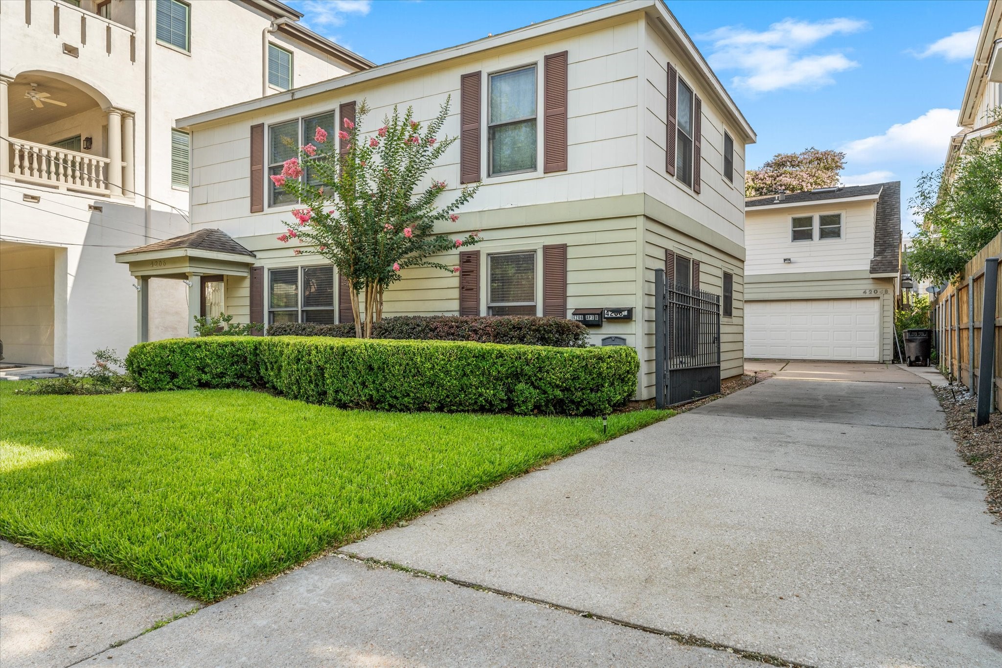 4206 Law Street Houston, TX 77005 - Photo 1 of 37