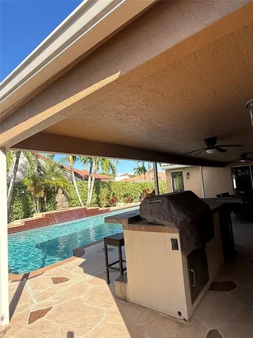 $825,000 | 5532 Descartes Circle, Boynton Beach, FL 33472