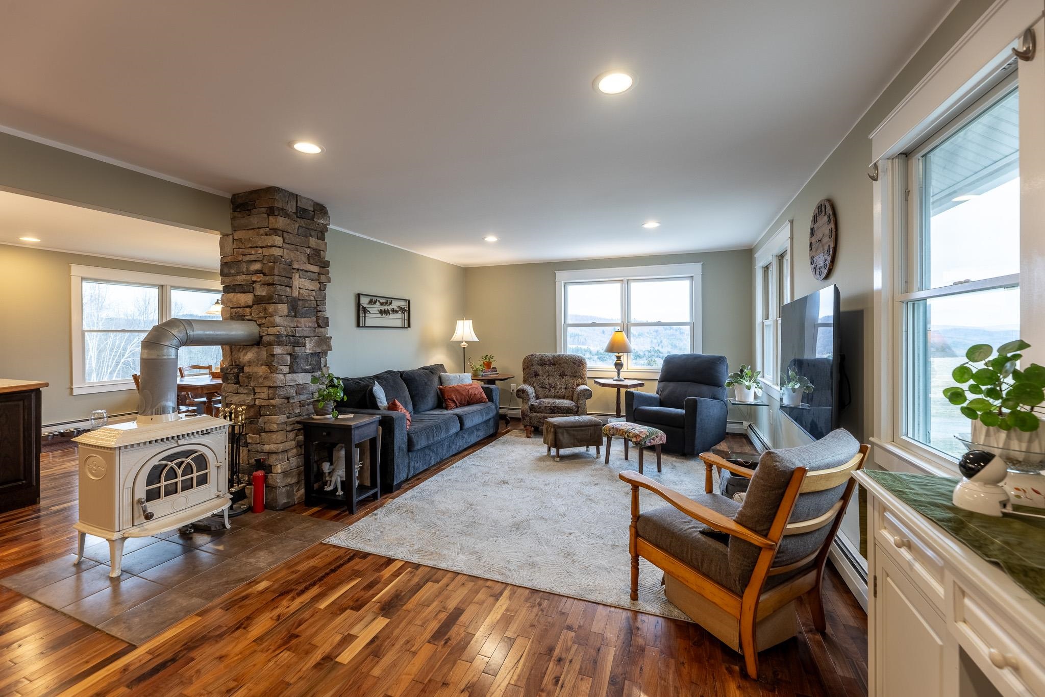 2733 Cookeville Road Corinth, VT 05039 - Photo 13 of 45