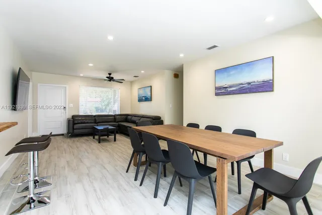 $5,999 | 1120 North 13th Terrace, Hollywood, FL 33019