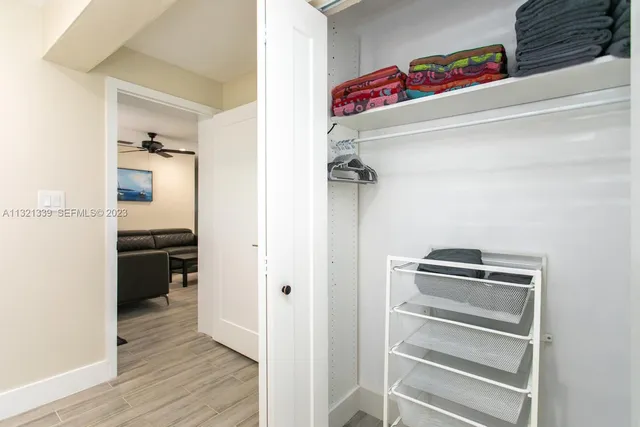 $5,999 | 1120 North 13th Terrace, Hollywood, FL 33019