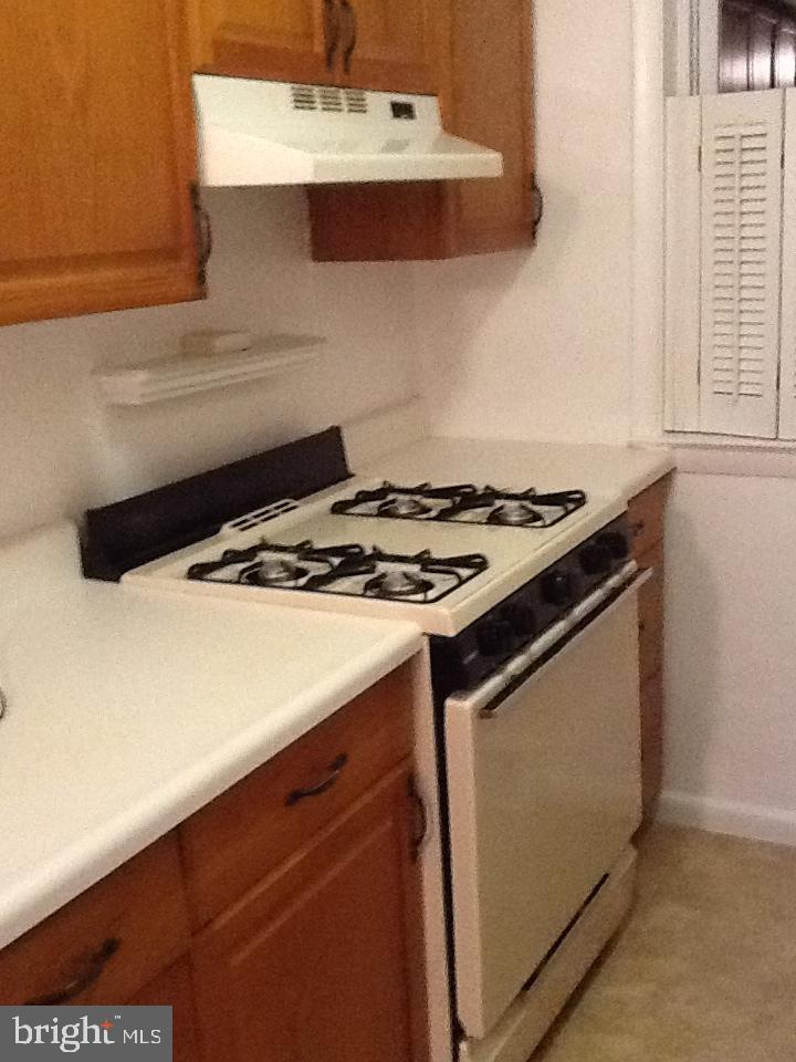 9184 Ryerson Road Philadelphia, PA 19114 - Photo 3 of 35 Gallery Image 3
