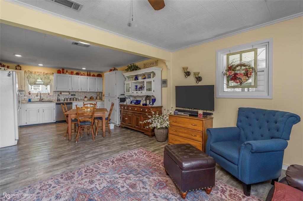 455 Smithville Road Springhill, LA 71075 - Photo 8 of 39