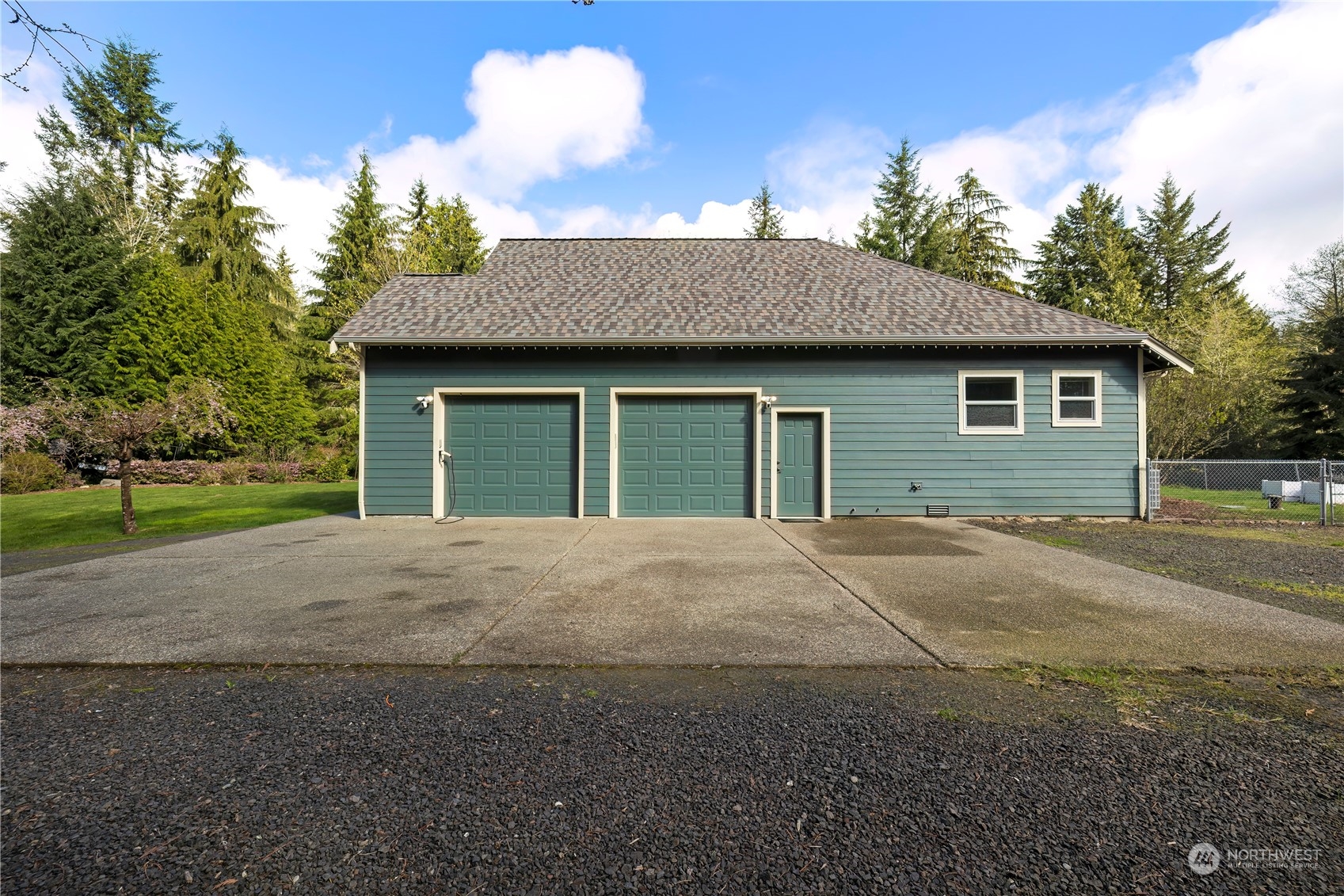 1747 Mountain View Road East Port Orchard, WA 98366 - Photo 6 of 40 Gallery Image 6