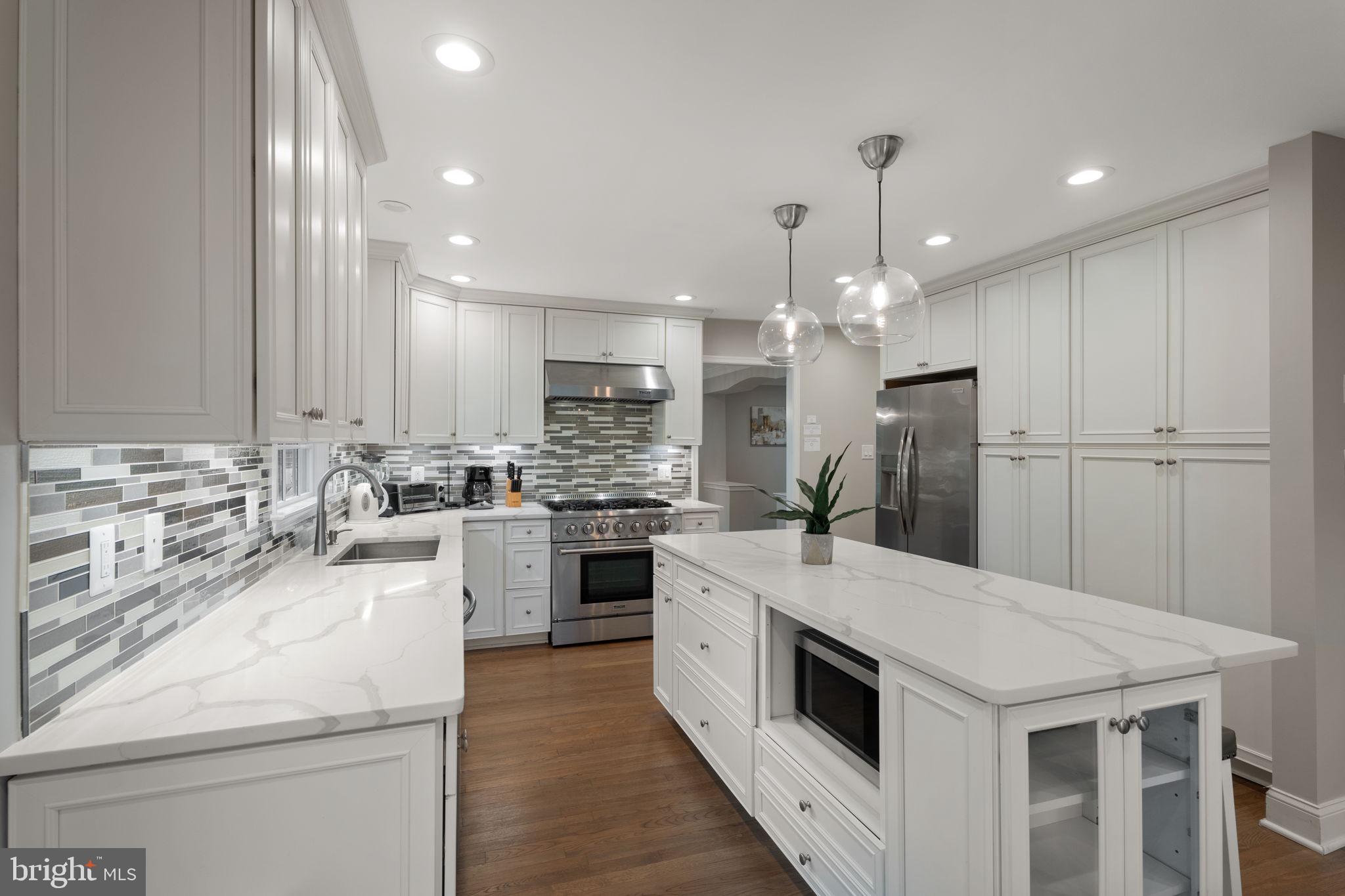 3436 Holly Road Annandale, VA 22003 - Photo 6 of 87