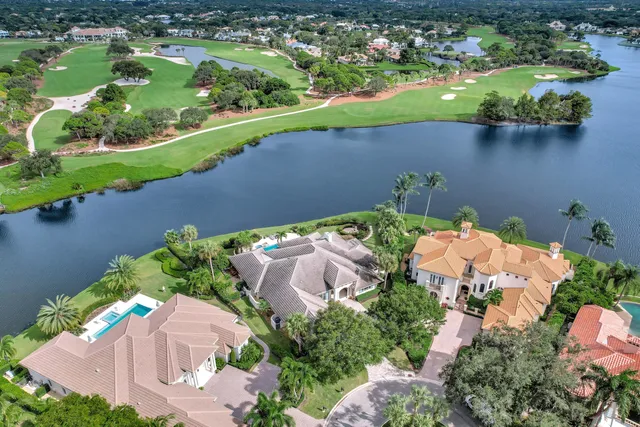 $5,900,000 | 266 Locha Drive, Jupiter, FL 33458