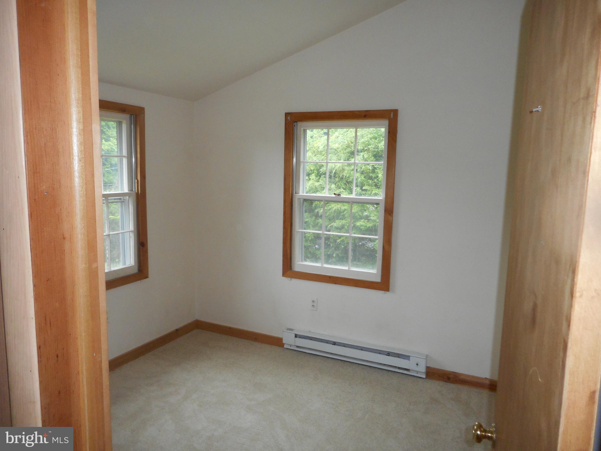 1223 Keyes Gap Road Harpers Ferry, WV 25425 - Photo 12 of 21 Bedrooom 1
