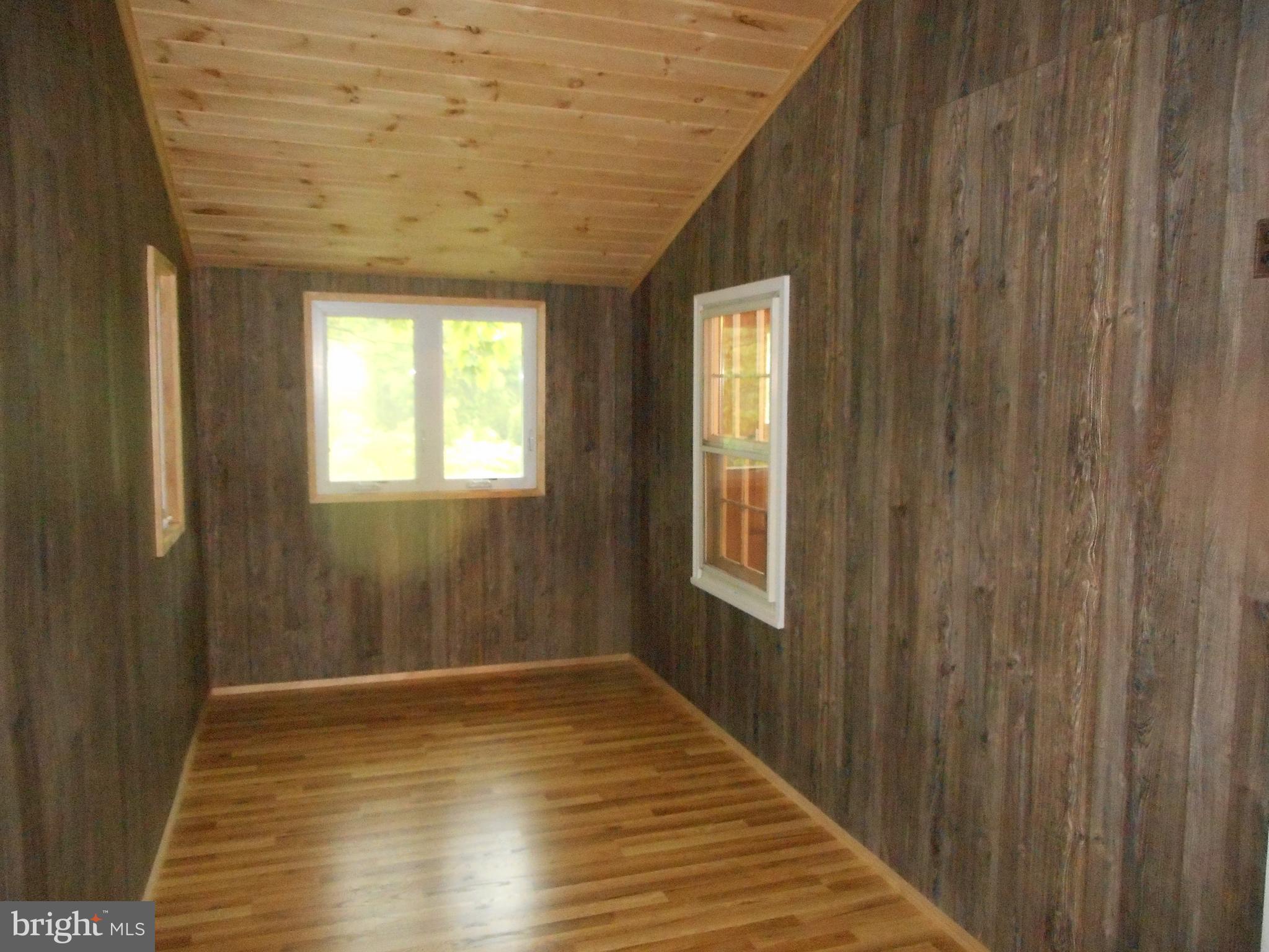 1223 Keyes Gap Road Harpers Ferry, WV 25425 - Photo 8 of 21 Entry area