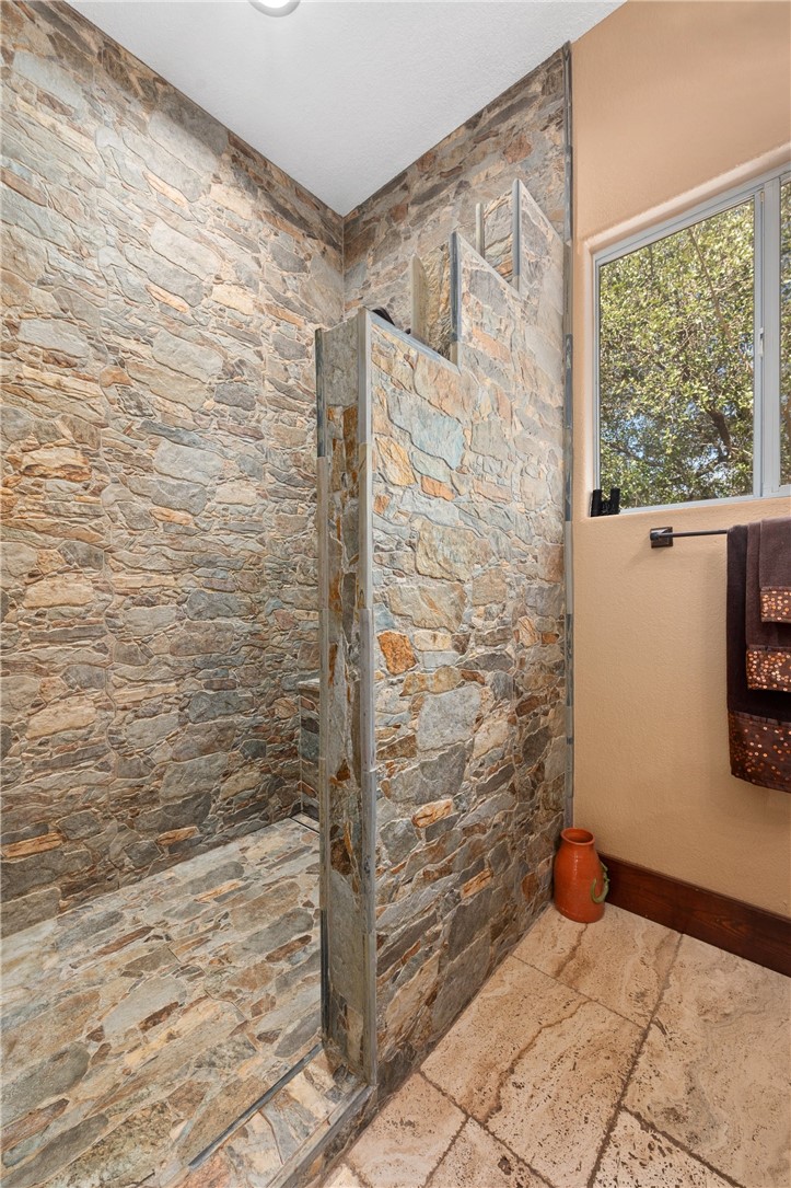 4909 Lookout Ridge Drive Marble Falls, TX 78654 - Photo 22 of 39