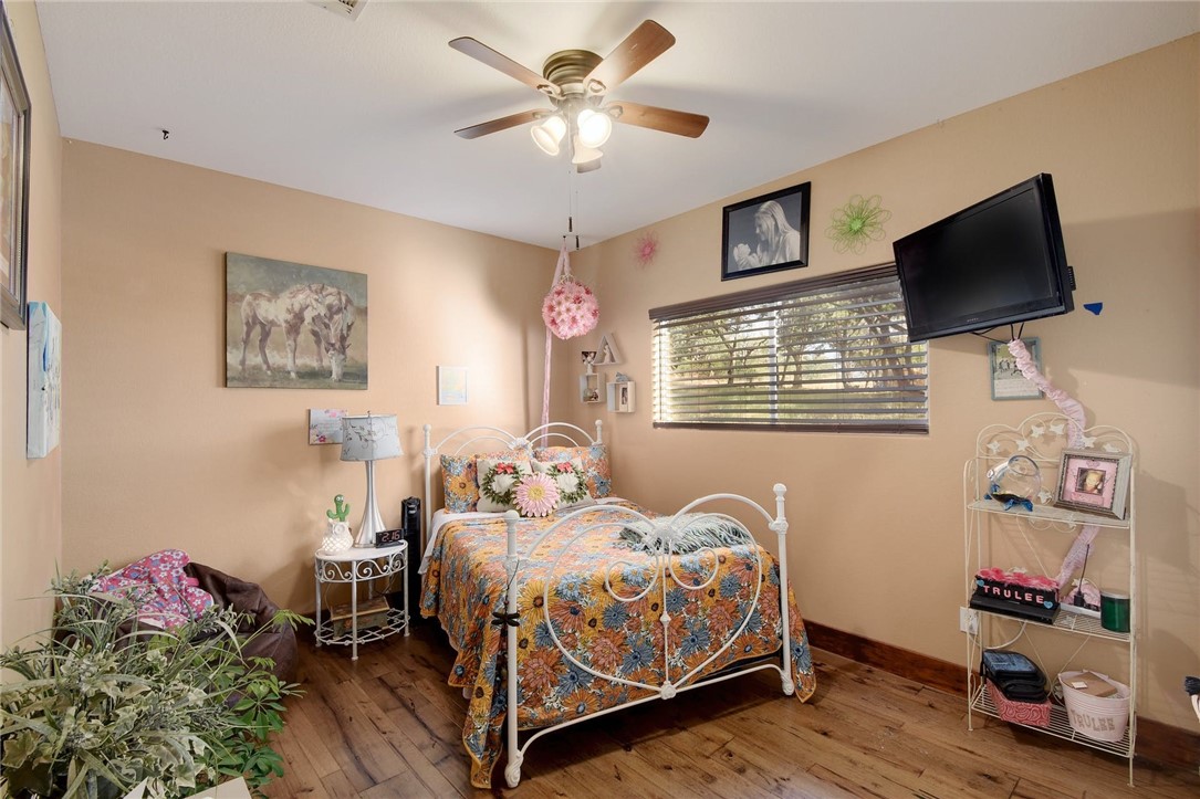 4909 Lookout Ridge Drive Marble Falls, TX 78654 - Photo 24 of 39