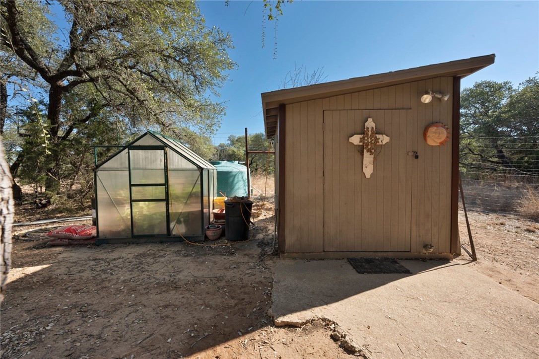 4909 Lookout Ridge Drive Marble Falls, TX 78654 - Photo 33 of 39