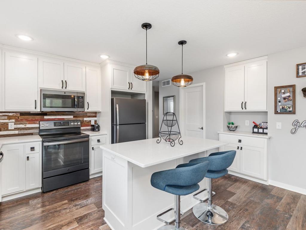 344 2nd Street Northwest Mayer, MN 55360 - Photo 12 of 28