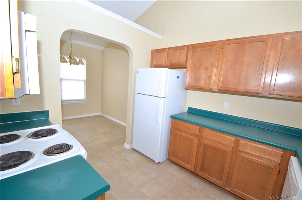 5121 June Furr Road Charlotte, NC 28216 - Photo 5 of 20