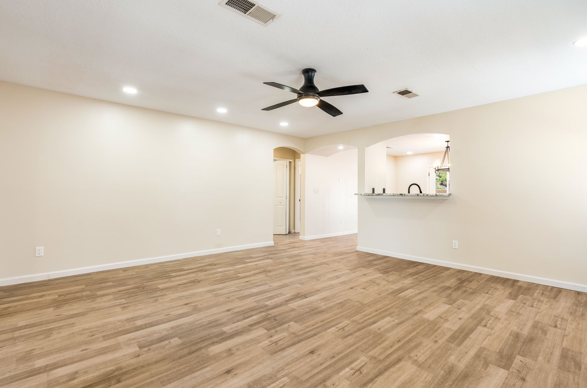 7419 Cripple Creek Road Northwest Albuquerque, NM 87114 - Photo 5 of 33