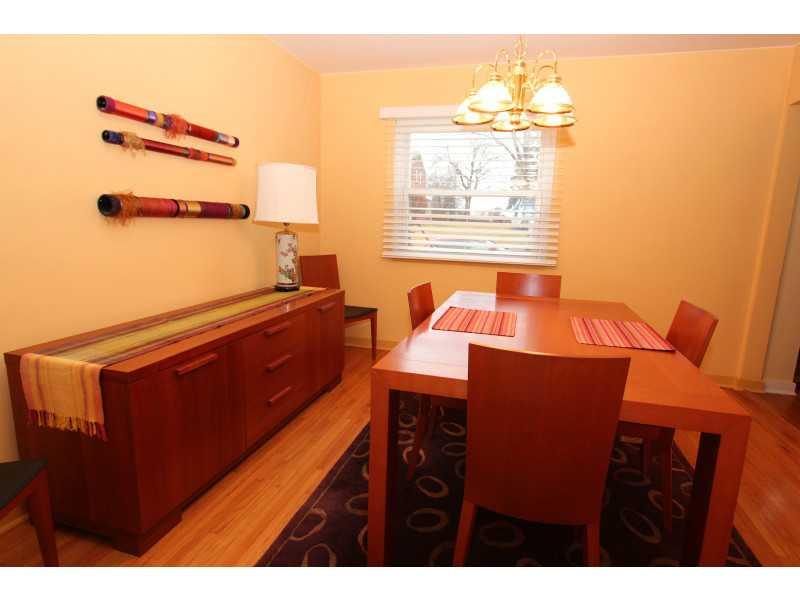 496 Old Farm Road Pittsburgh, PA 15228 - Photo 9 of 25 Dining Room.