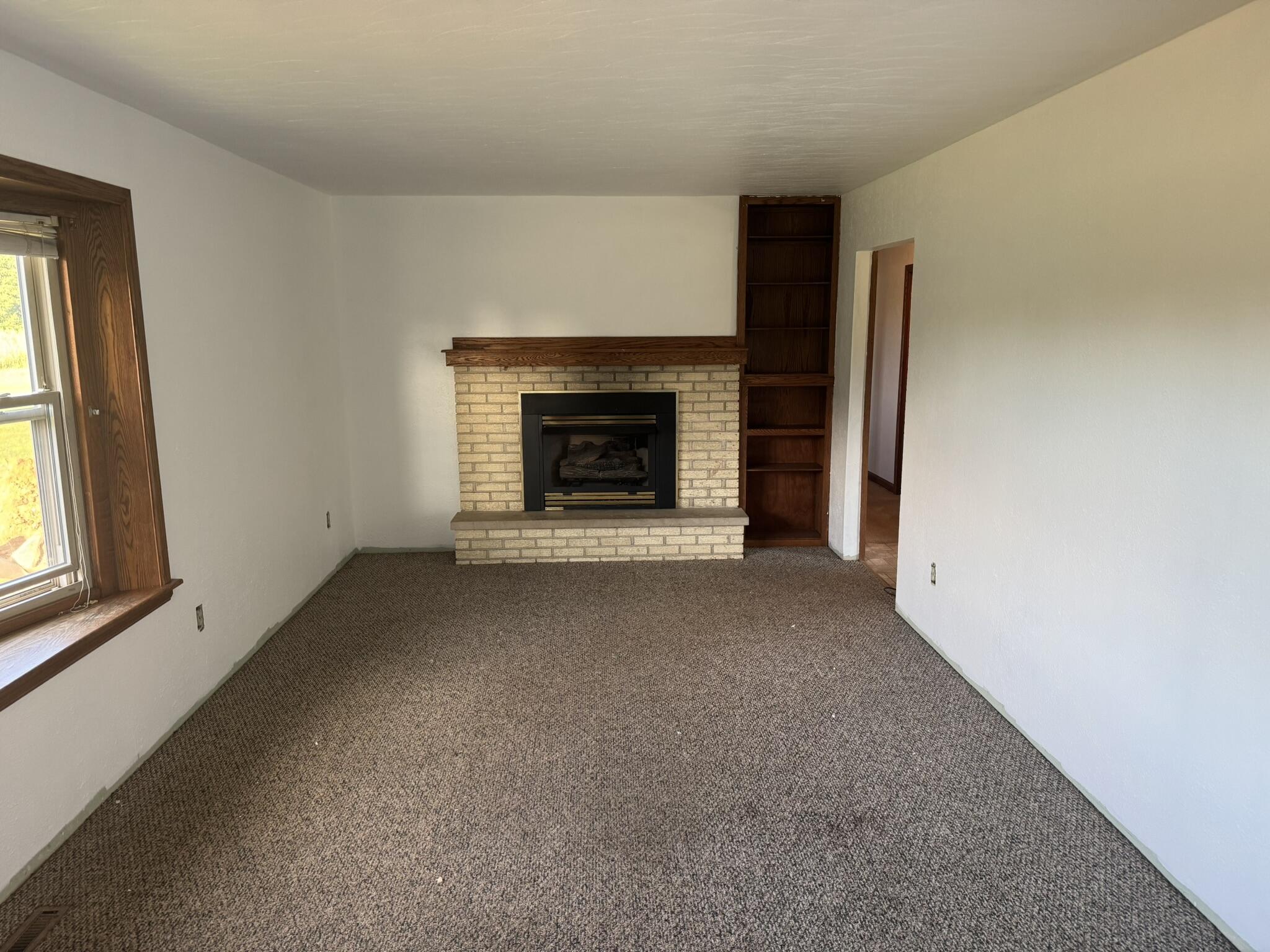 10122 Jones Road Bellevue, MI 49021 - Photo 2 of 17 IMG_7493