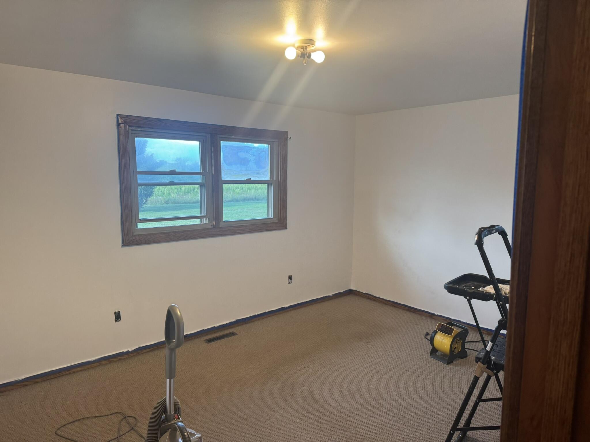 10122 Jones Road Bellevue, MI 49021 - Photo 3 of 17 IMG_7489