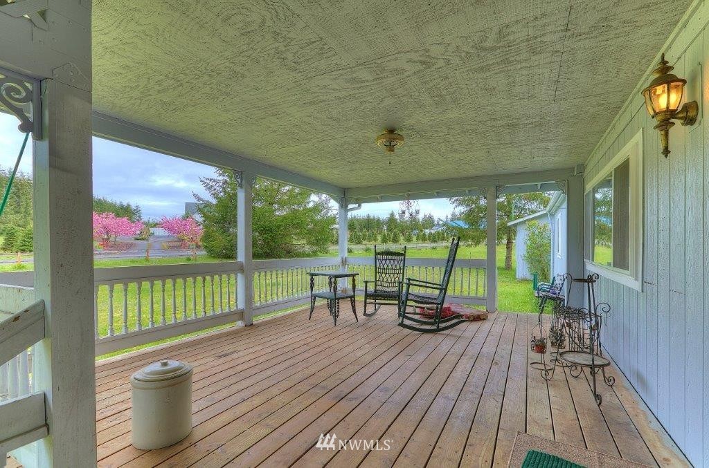 930 Southeast Phillips Road Shelton, WA 98584 - Photo 4 of 15 Gallery Image 4