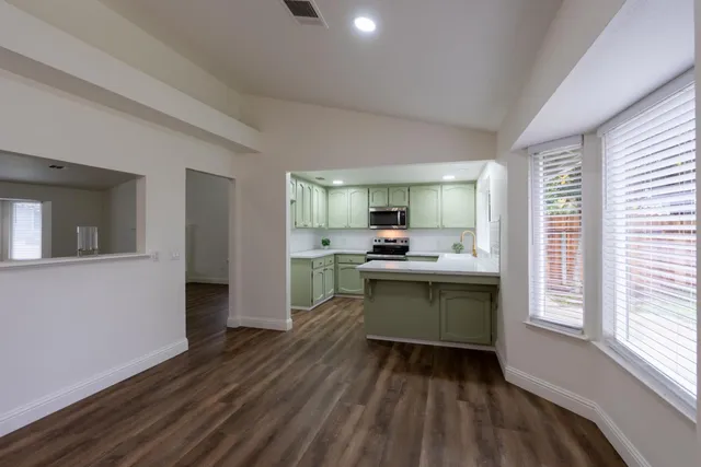 $439,900 | 899 La Jolla Way, Merced, CA 95348