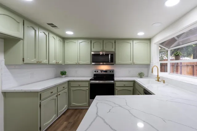 $439,900 | 899 La Jolla Way, Merced, CA 95348