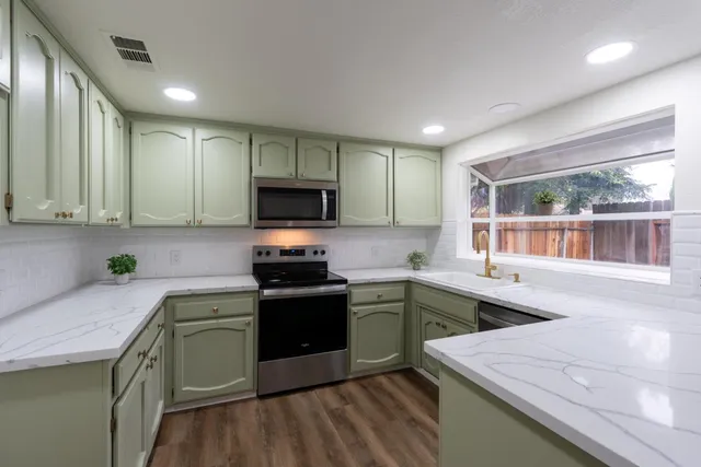 $439,900 | 899 La Jolla Way, Merced, CA 95348