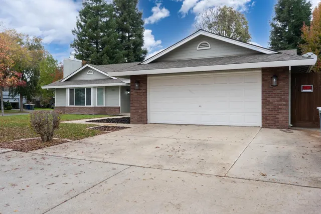 $439,900 | 899 La Jolla Way, Merced, CA 95348