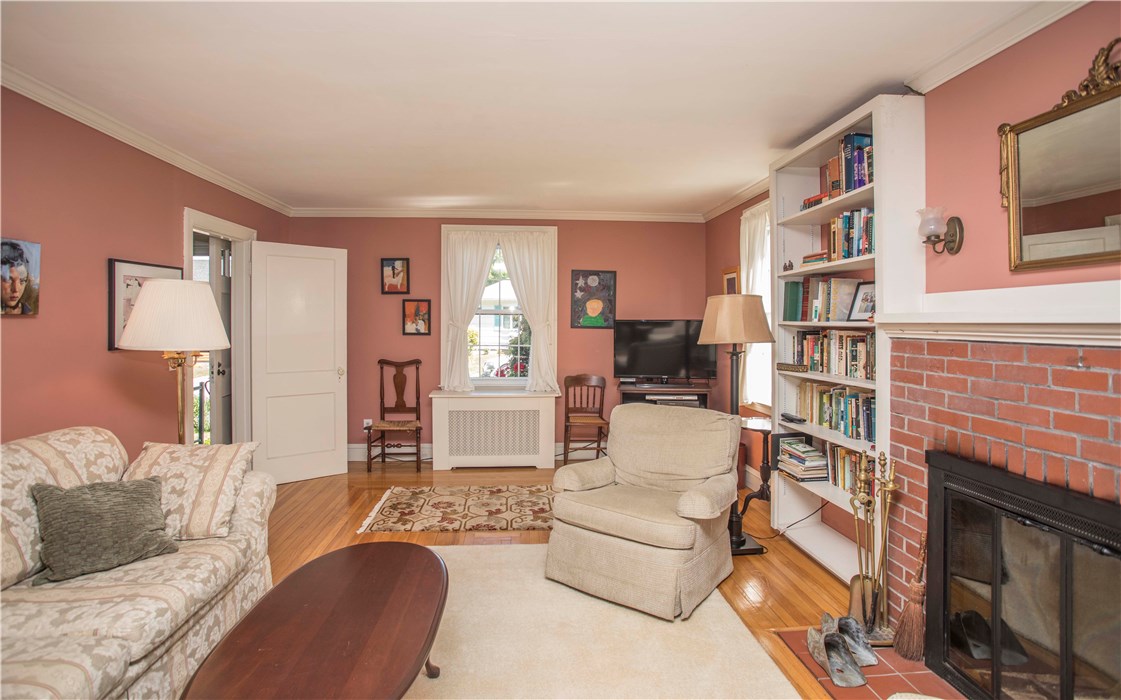 16 Locust Terrace Warren, RI 02885 - Photo 20 of 30 Gallery Image 20