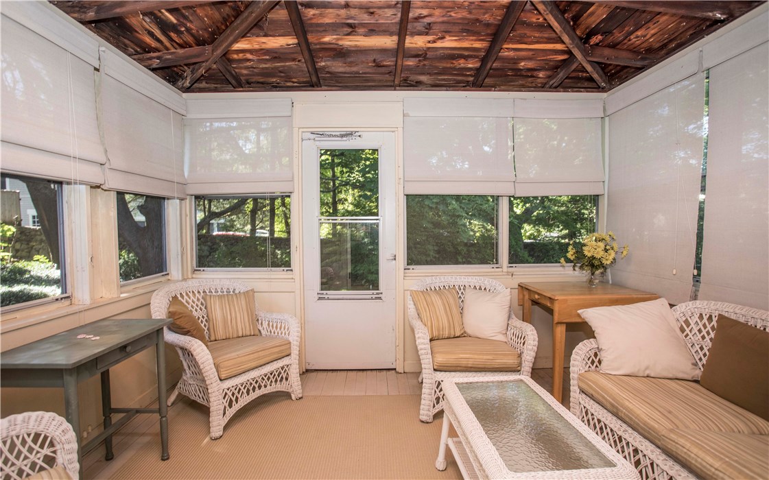 16 Locust Terrace Warren, RI 02885 - Photo 21 of 30 Gallery Image 21