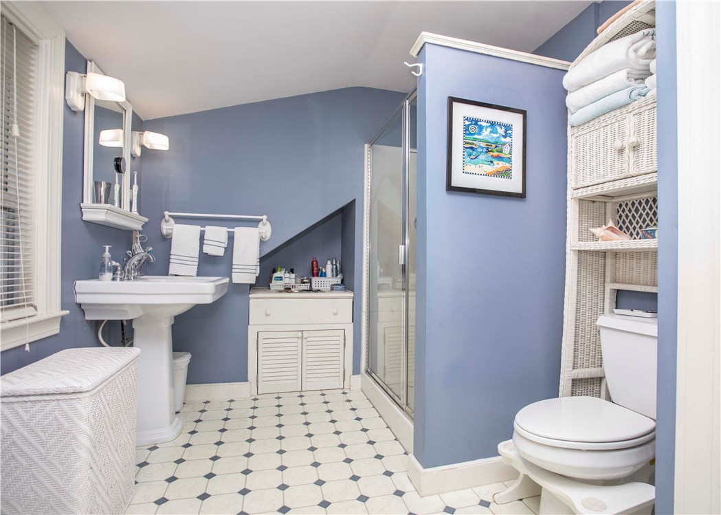 16 Locust Terrace Warren, RI 02885 - Photo 24 of 30 Gallery Image 24