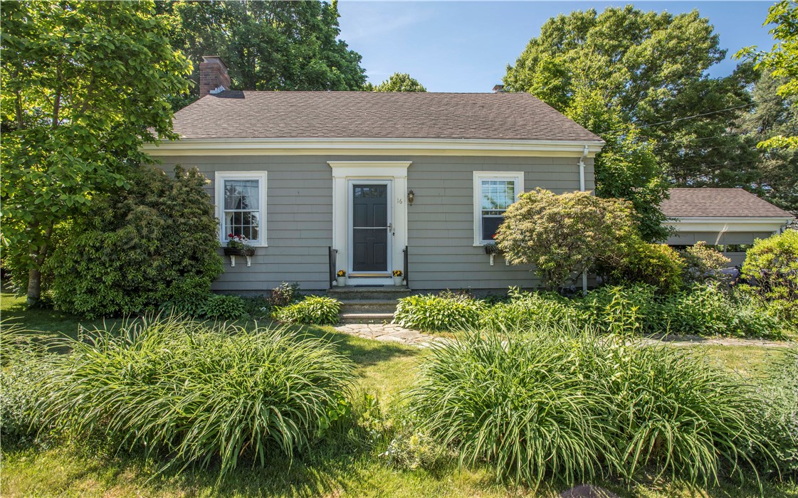 16 Locust Terrace Warren, RI 02885 - Photo 5 of 30 Gallery Image 5