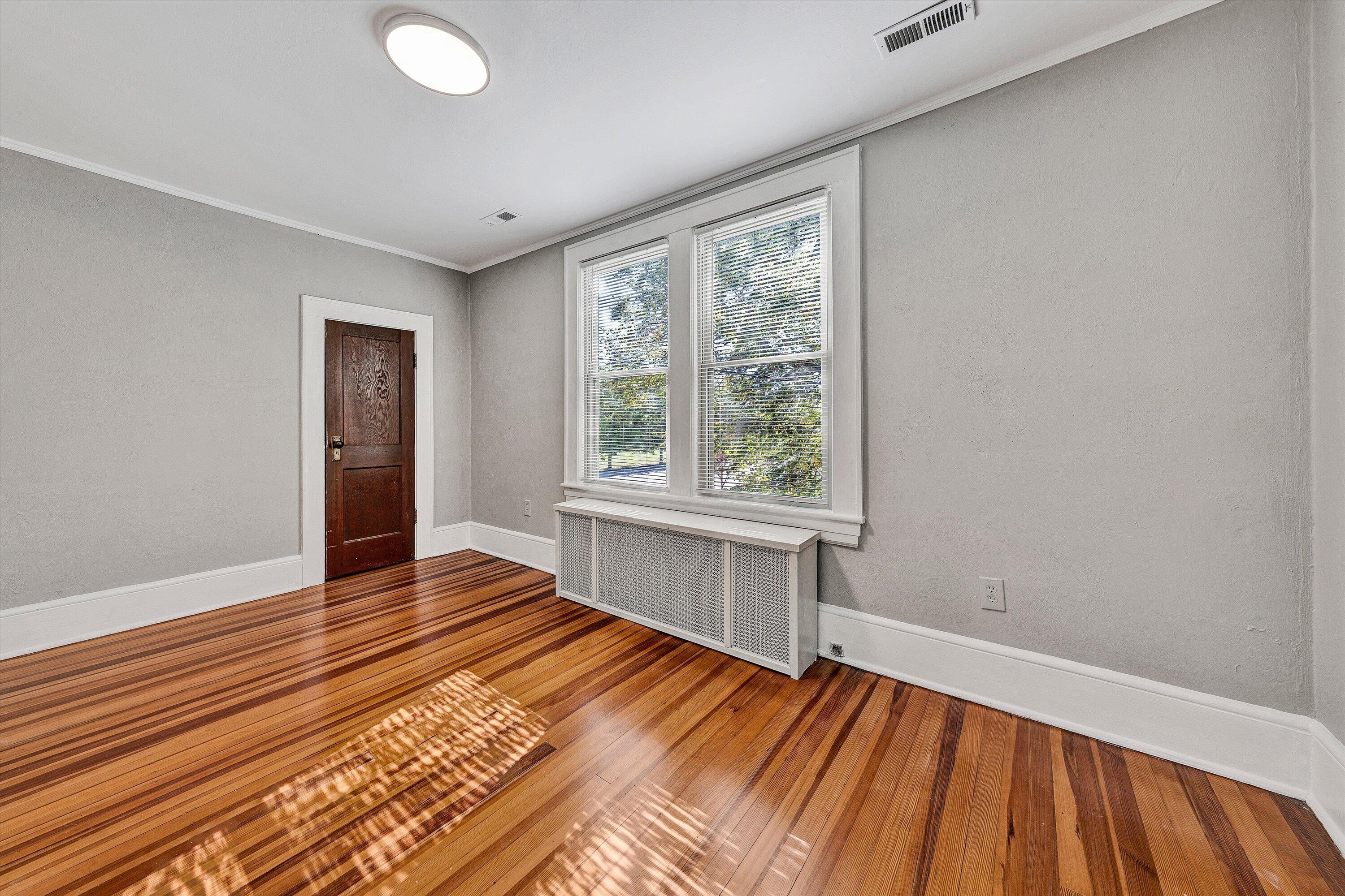 7760 Williamson Road Roanoke, VA 24019 - Photo 24 of 43 7760 Williamson Road (30)