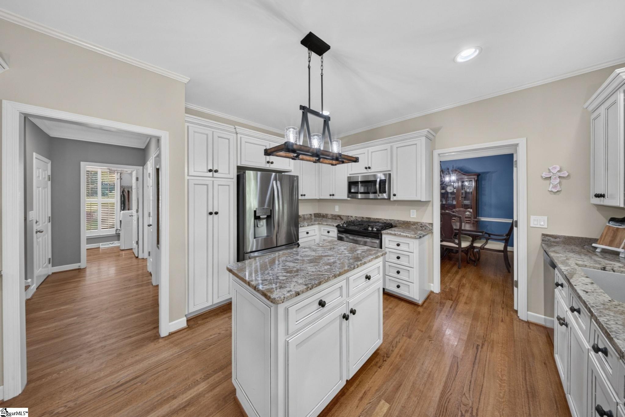 311 English Oak Road Simpsonville, SC 29681 - Photo 10 of 42 Gallery Image 10