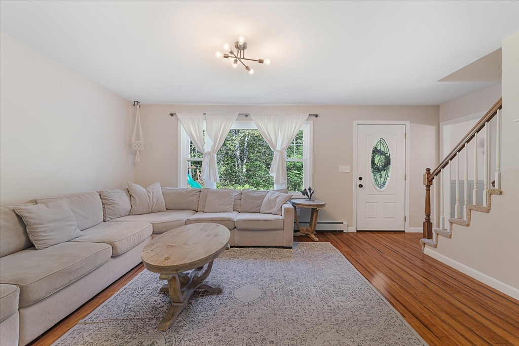 44 Underwood Road Hubbardston, MA 01452 - Photo 9 of 42