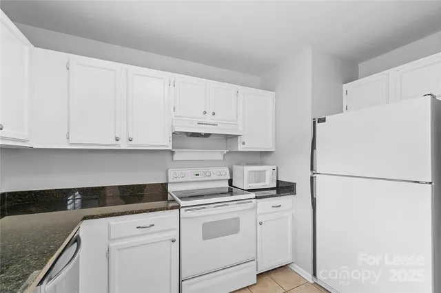 $1,850 | 3224 Selwyn Farms Lane, Charlotte, NC 28209