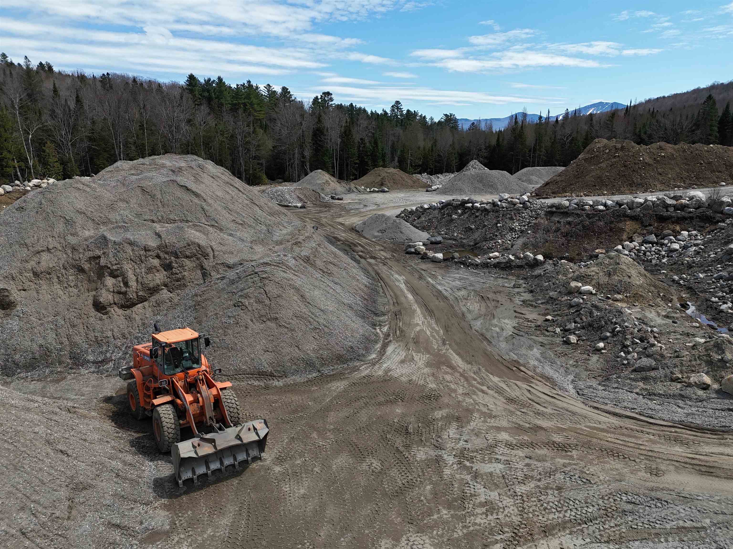 939 U S Route 5 Sutton, VT 05867 - Photo 2 of 23