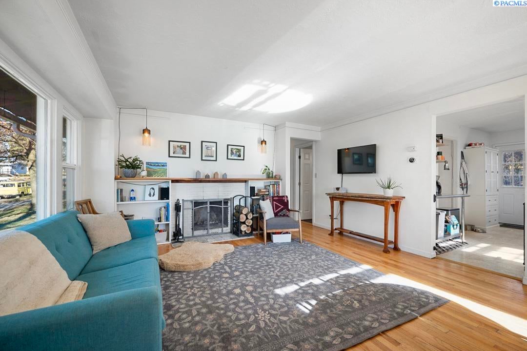 1120 Northwest Clifford Street Pullman, WA 99163 - Photo 6 of 24 Gallery Image 6