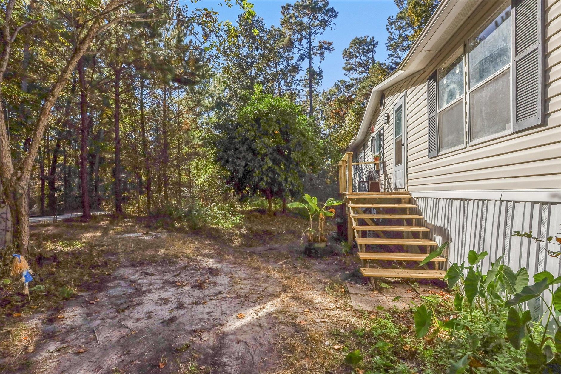728 Sir Richard Road Tallahassee, FL 32310 - Photo 5 of 47