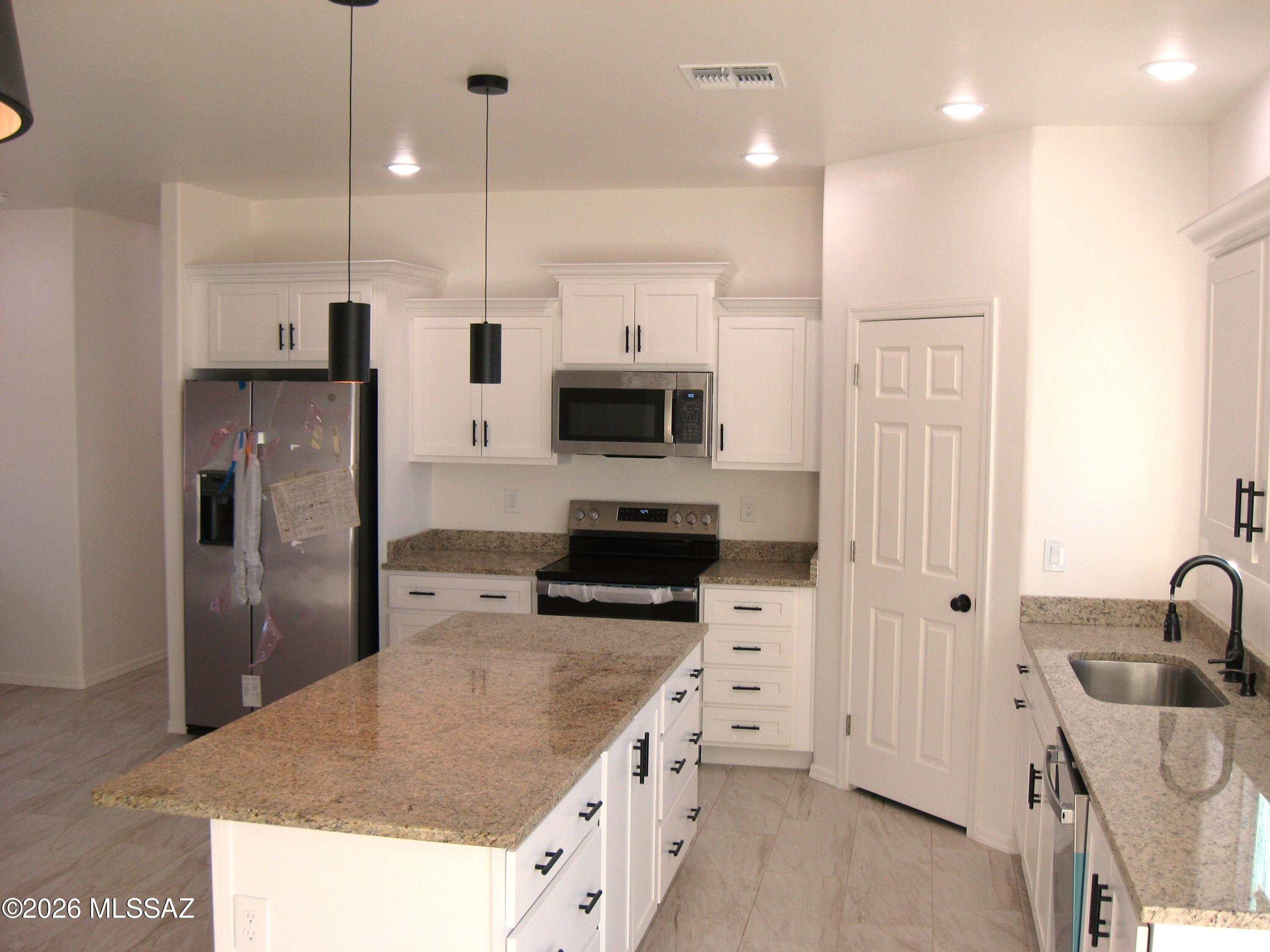 1732 Faro Court Rio Rico, AZ 85648 - Photo 9 of 43