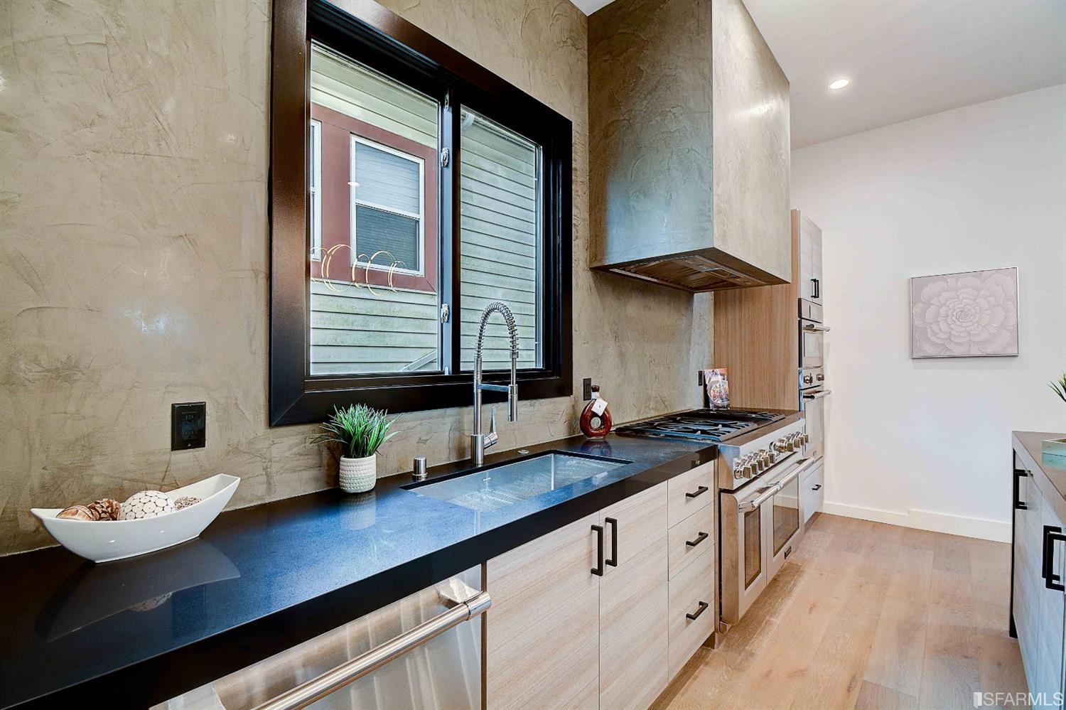 32 Sequoia Way San Francisco, CA 94127 - Photo 19 of 41