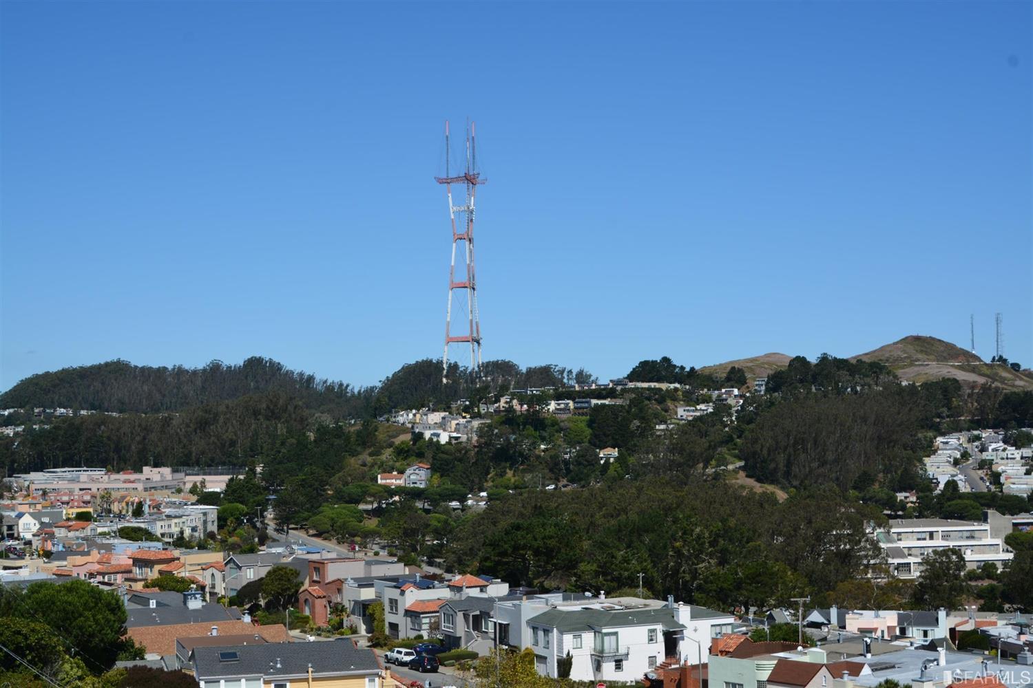 32 Sequoia Way San Francisco, CA 94127 - Photo 7 of 41