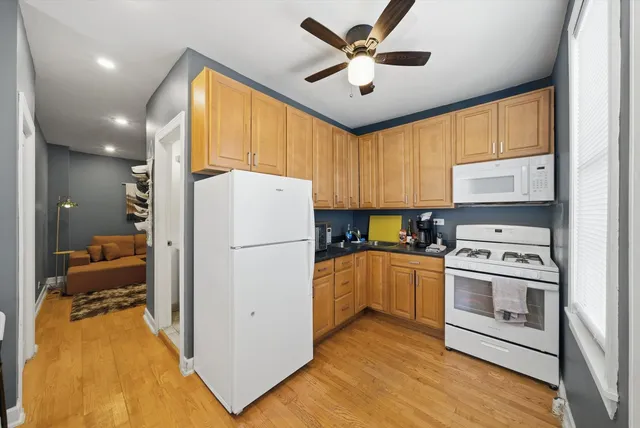 $624,900 | 2924 South Princeton Avenue, Chicago, IL 60616