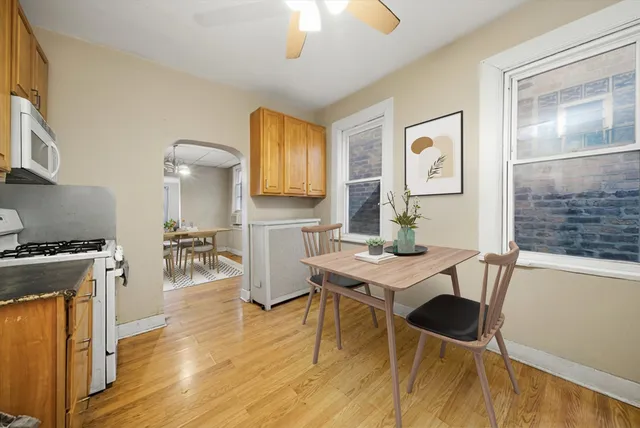 $624,900 | 2924 South Princeton Avenue, Chicago, IL 60616