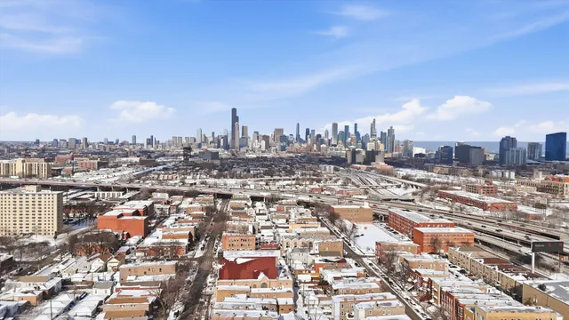 $624,900 | 2924 South Princeton Avenue, Chicago, IL 60616